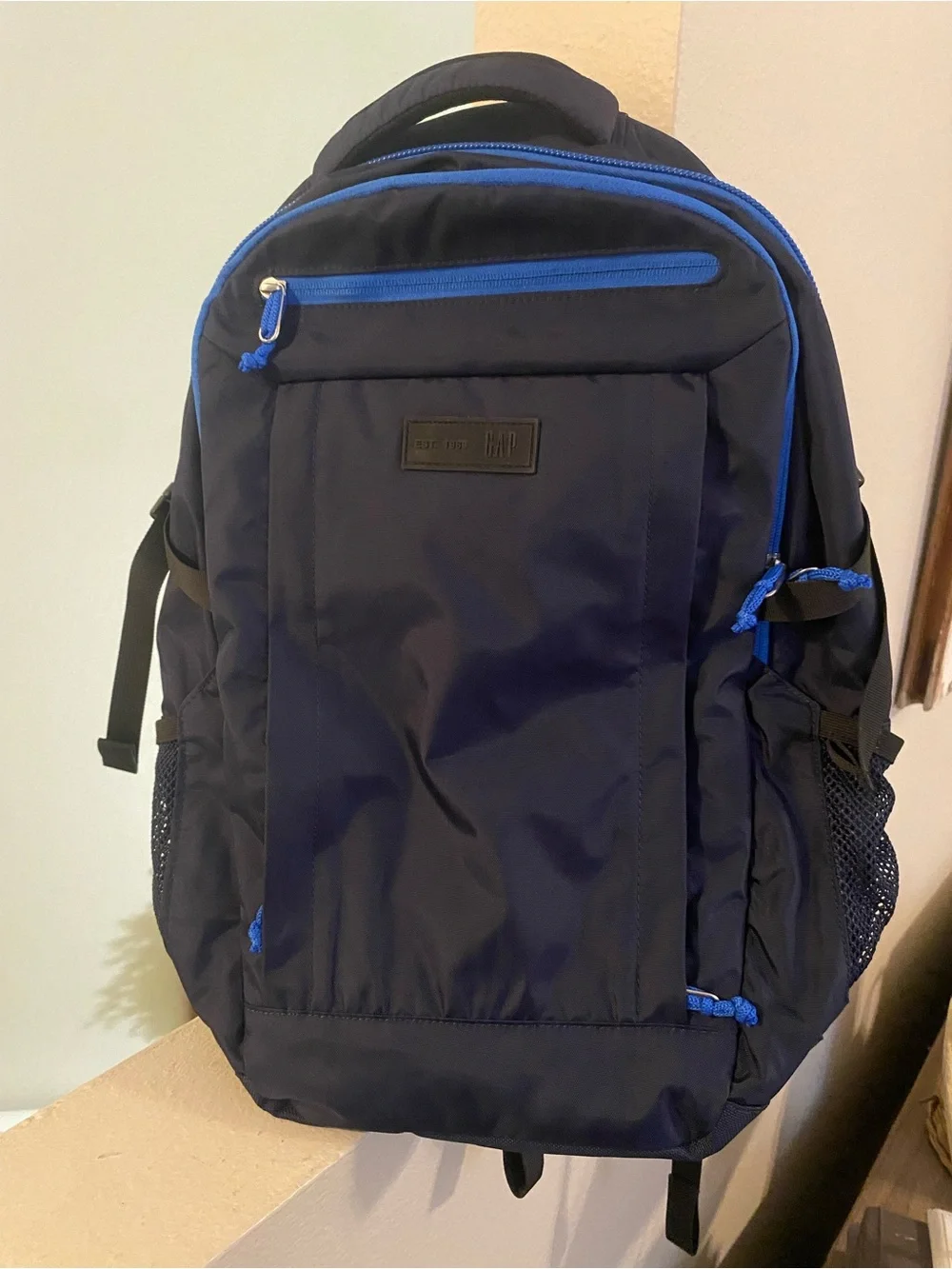 Gap. Navy Blue Backpack. Unisex. 5 Zip Pockets. Very Nice!!! NWOT. Logo.